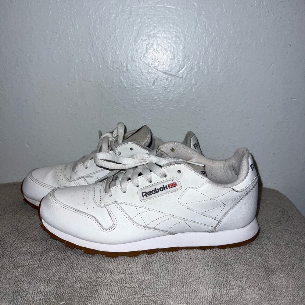 Reebok Classic White Leather Sneakers - Picture 2 of 5
